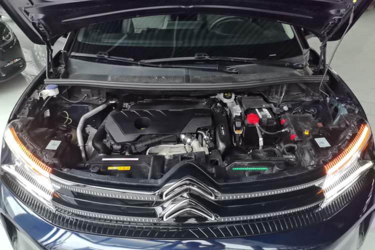 Used Citroen C5 AIRCROSS 2023 360THP Smart Edition Engine Bay