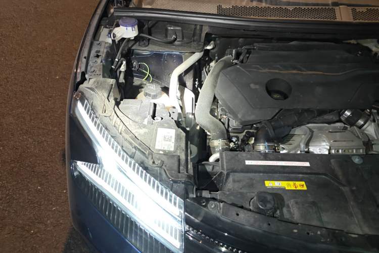 Used Citroen C5 AIRCROSS 2023 360THP Smart Edition Engine Bay Right