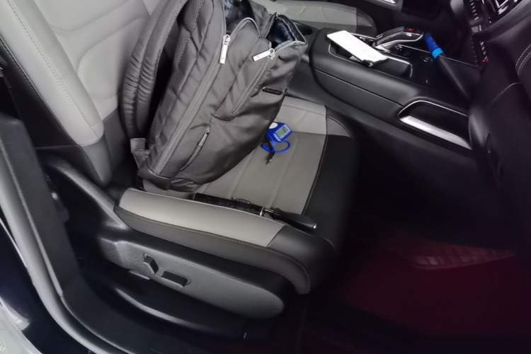 Used Citroen C5 AIRCROSS 2023 360THP Smart Edition Right Front Seat