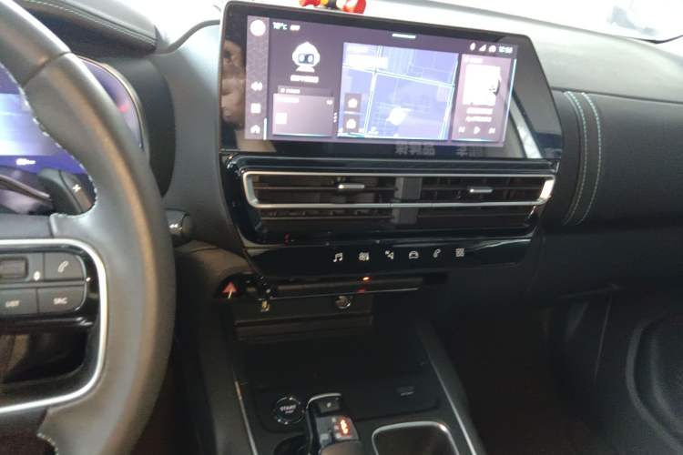 Used Citroen C5 AIRCROSS 2023 360THP Smart Edition Audio And AC Panel
