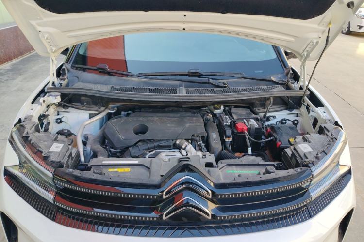 Used Citroen C5 AIRCROSS 2023 360THP Smart Edition Engine Bay