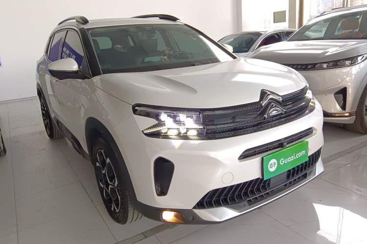 Used Citroen C5 AIRCROSS 2023 360THP Smart Edition Front Right 45 Deg