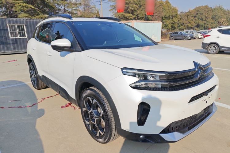 Used Citroen C5 AIRCROSS 2023 400THP Longitudinal Engine Version Front Right 45 Deg