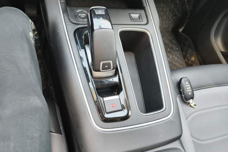 Used Citroen C5 AIRCROSS 2023 360THP Smart Edition Gear Lever