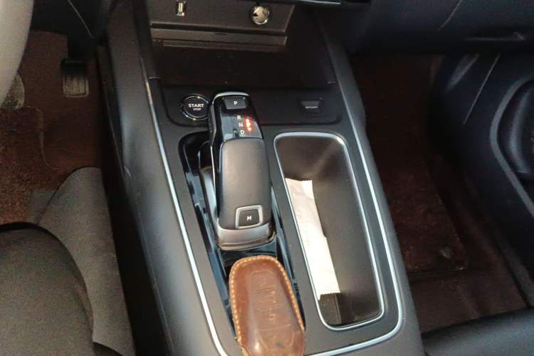 Used Citroen C5 AIRCROSS 2023 360THP Smart Edition Gear Lever