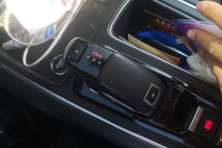 Used Citroen C5 AIRCROSS 2023 360THP Smart Edition Gear Lever