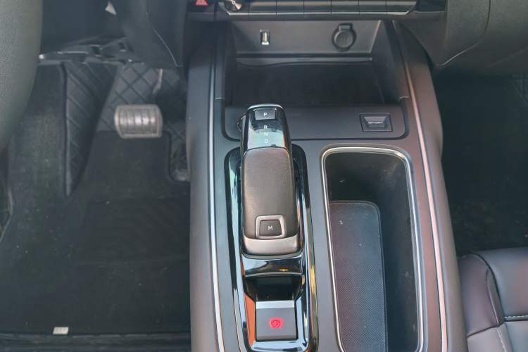 Used Citroen C5 AIRCROSS 2023 360THP Smart Edition Gear Lever