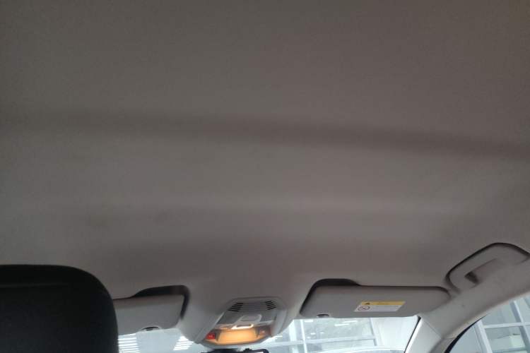 Used Citroen C5 AIRCROSS 2023 360THP Smart Edition Headliner