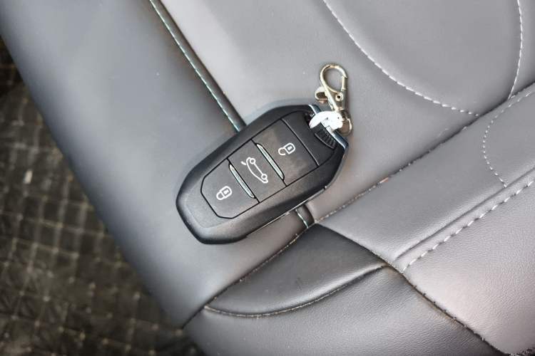 Used Citroen C5 AIRCROSS 2023 360THP Smart Edition Interior 1