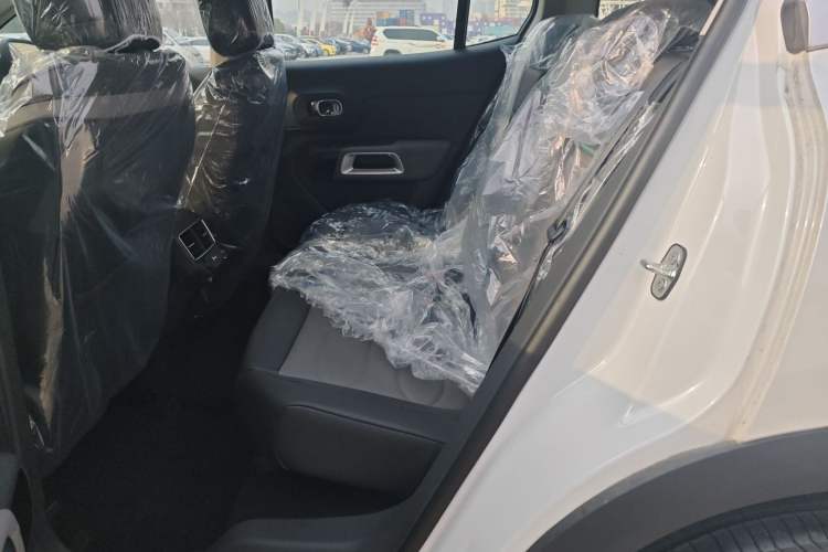 Used Citroen C5 AIRCROSS 2023 360THP Smart Edition Interior 1