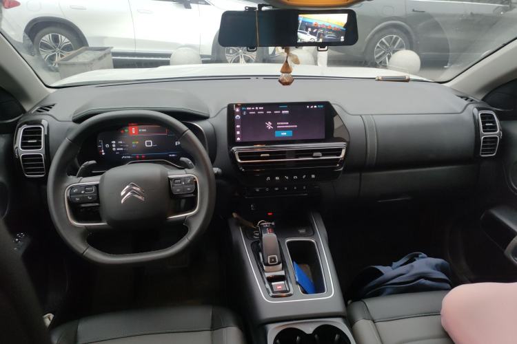Used Citroen C5 AIRCROSS 2023 360THP Smart Edition Interior 2