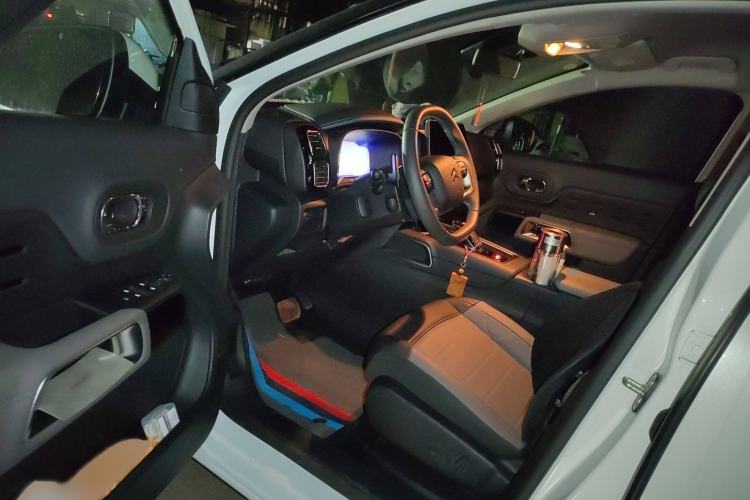 Used Citroen C5 AIRCROSS 2023 360THP Smart Edition Interior 3