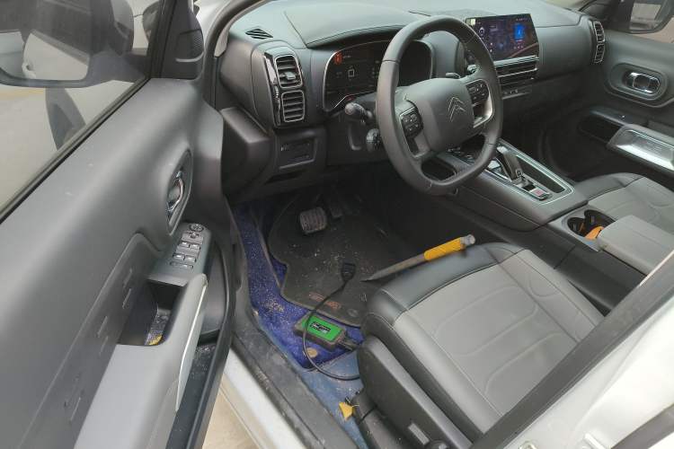 Used Citroen C5 AIRCROSS 2023 360THP Smart Edition Interior 3