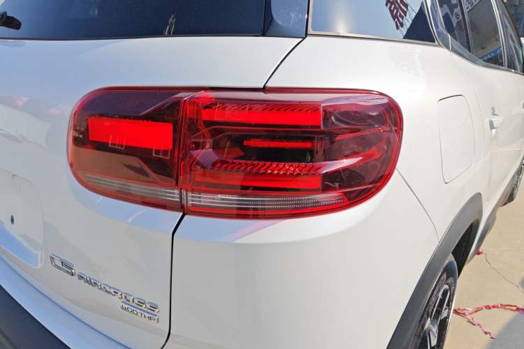 Used Citroen C5 AIRCROSS 2023 400THP Longitudinal Engine Version Right Rear Taillight