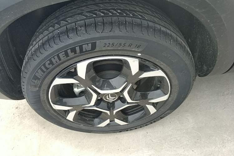 Used Citroen C5 AIRCROSS 2023 360THP Smart Edition Right Rear Wheel Hub