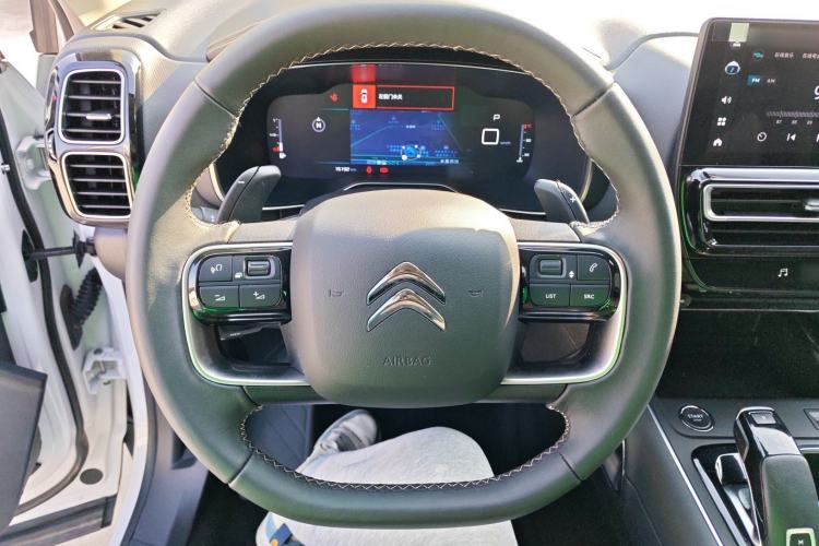 Used Citroen C5 AIRCROSS 2023 400THP Longitudinal Engine Version Steering Wheel