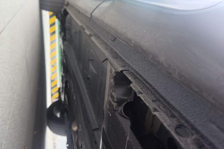 Used Citroen C5 AIRCROSS 2026 400THP Flagship Edition Chassis Rear Left