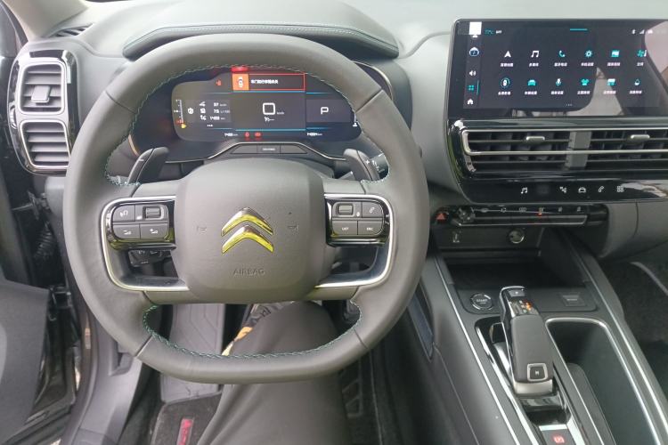 Used Citroen C5 AIRCROSS 2026 360THP Smart Enjoyment Version Center Console