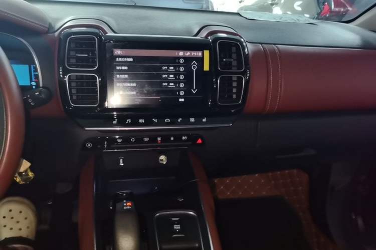Used Citroen C5 AIRCROSS New Energy 2020 1.6T Four-Wheel Drive Plug-in Hybrid Luxury Model Audio And AC Panel