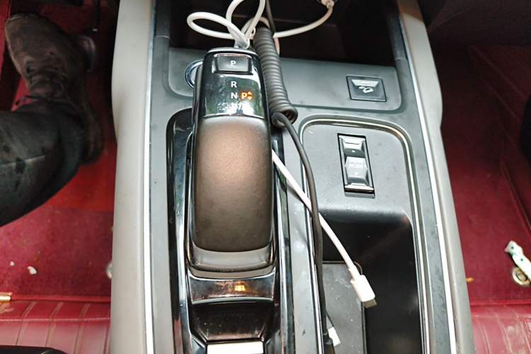 Used Citroen C5 AIRCROSS New Energy 2020 1.6T All-Wheel-Drive Plug-in Hybrid Enjoyment Version Gear Lever