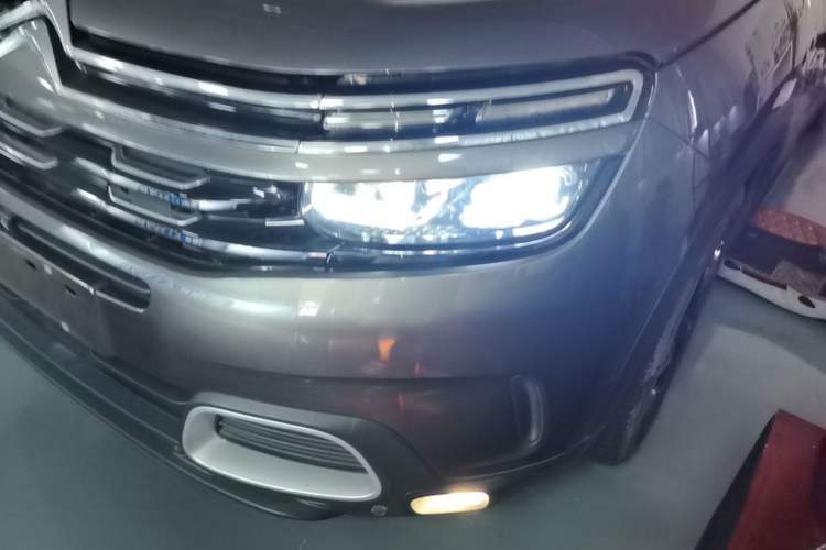 Used Citroen C5 AIRCROSS New Energy 2020 1.6T Four-Wheel Drive Plug-in Hybrid Luxury Model Left Front Headlight