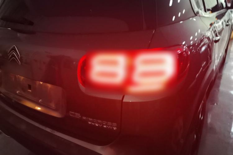 Used Citroen C5 AIRCROSS New Energy 2020 1.6T Four-Wheel Drive Plug-in Hybrid Luxury Model Right Rear Taillight
