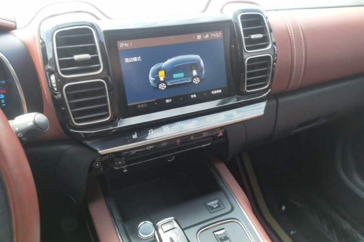 Used Citroen C5 AIRCROSS New Energy 2020 1.6T Four-Wheel Drive Plug-in Hybrid Luxury Model Audio And AC Panel
