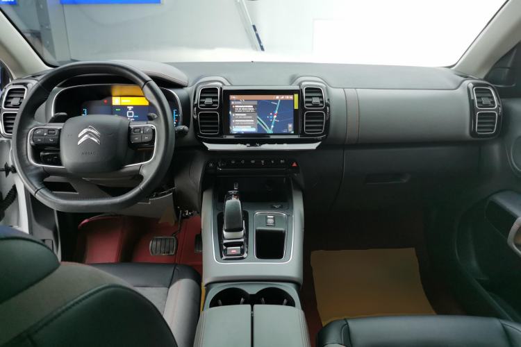 Used Citroen C5 AIRCROSS New Energy 2020 1.6T All-Wheel-Drive Plug-in Hybrid Enjoyment Version Center Console