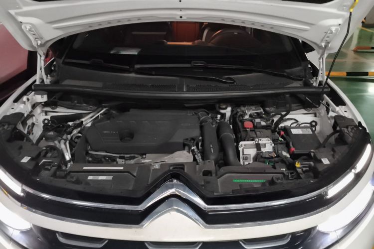 Used Citroen C5 AIRCROSS New Energy 2020 1.6T Four-Wheel Drive Plug-in Hybrid Luxury Model Engine Bay
