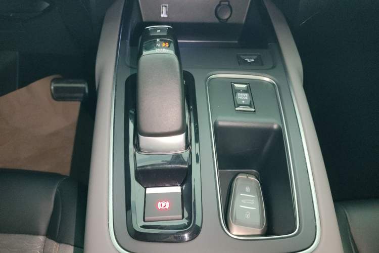 Used Citroen C5 AIRCROSS New Energy 2020 1.6T All-Wheel-Drive Plug-in Hybrid Enjoyment Version Gear Lever