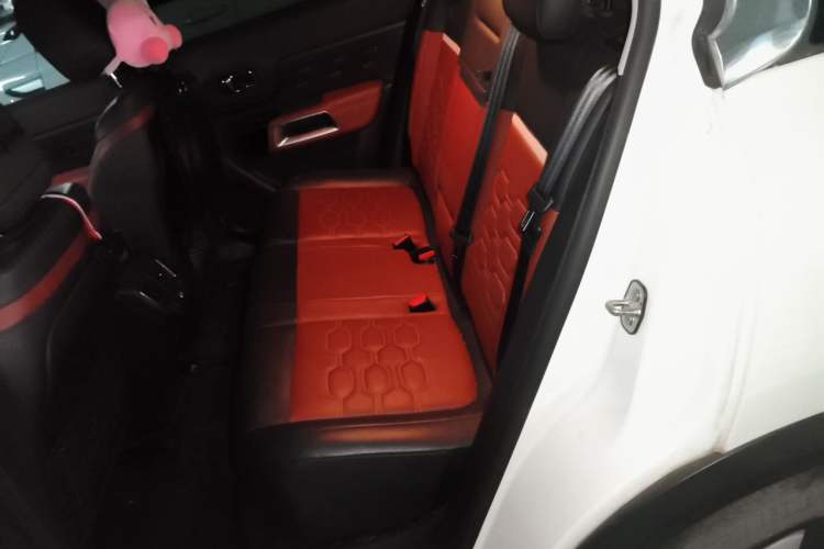 Used Citroen C5 AIRCROSS New Energy 2020 1.6T Four-Wheel Drive Plug-in Hybrid Luxury Model Left Rear Seat