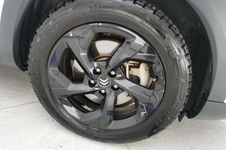 Used Citroen C5 AIRCROSS New Energy 2020 1.6T All-Wheel-Drive Plug-in Hybrid Enjoyment Version Right Front Wheel Hub