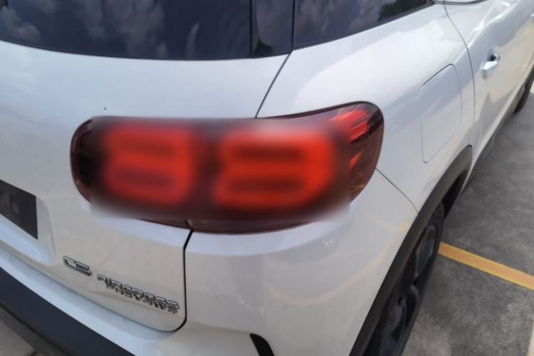 Used Citroen C5 AIRCROSS New Energy 2020 1.6T Four-Wheel Drive Plug-in Hybrid Luxury Model Right Rear Taillight