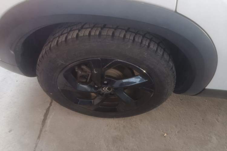 Used Citroen C5 AIRCROSS New Energy 2020 1.6T All-Wheel-Drive Plug-in Hybrid Enjoyment Version Right Rear Wheel Hub