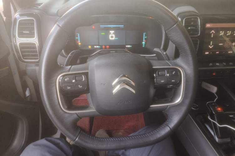Used Citroen C5 AIRCROSS New Energy 2020 1.6T All-Wheel-Drive Plug-in Hybrid Enjoyment Version Steering Wheel