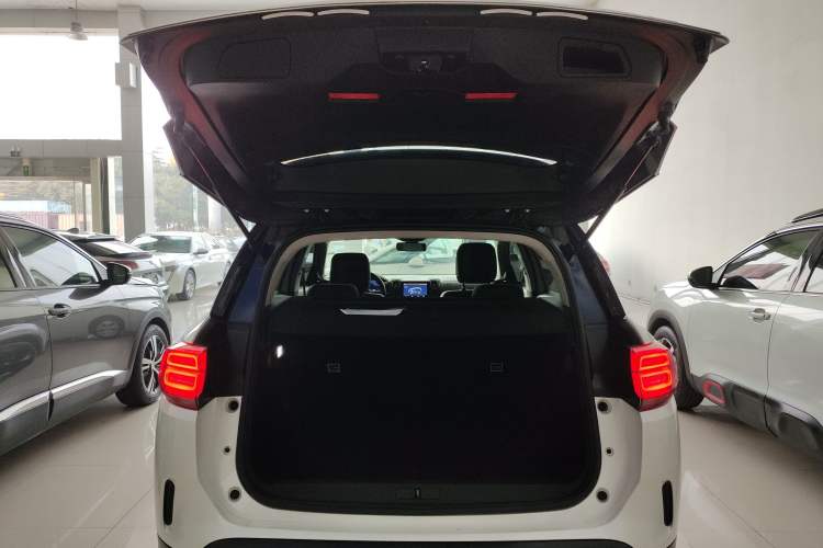 Used Citroen C5 AIRCROSS New Energy 2020 1.6T All-Wheel-Drive Plug-in Hybrid Enjoyment Version Trunk