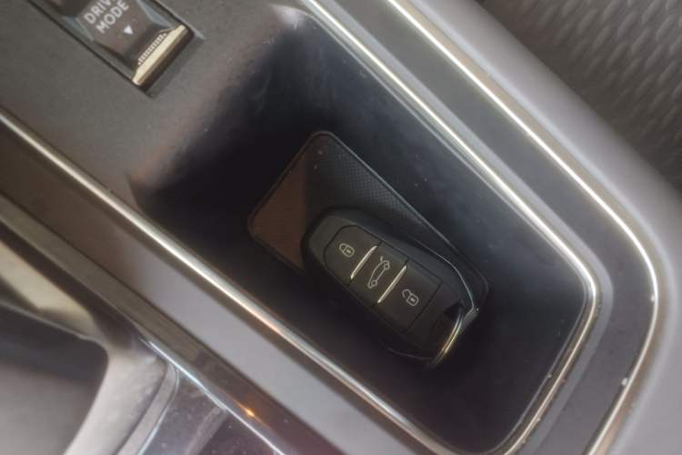 Used Citroen C5 AIRCROSS New Energy 2020 1.6T All-Wheel-Drive Plug-in Hybrid Enjoyment Version Vehicle Key