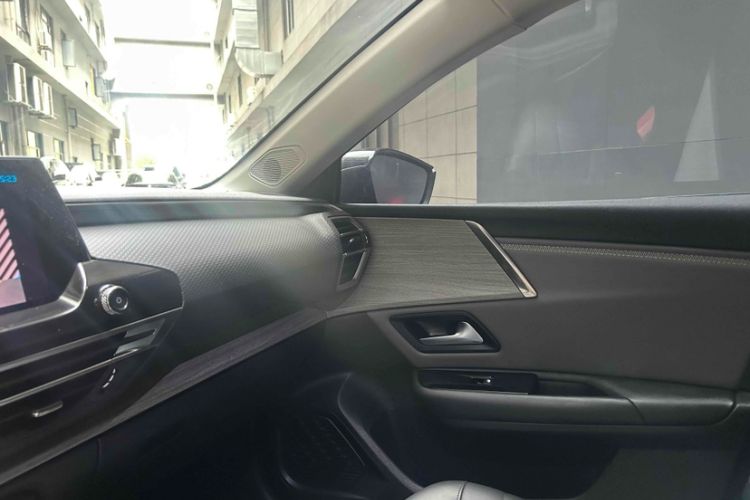 Used Citroen C5 X 2021 1.6T Impressive Edition Interior 11