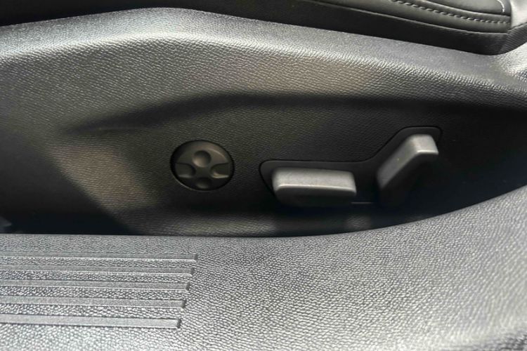 Used Citroen C5 X 2021 1.6T Impressive Edition Interior 5