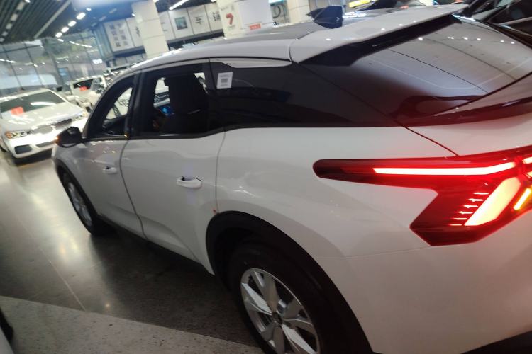 Used Citroen C5 X 2025 Model 1.6T Overseas Edition Exterior 3