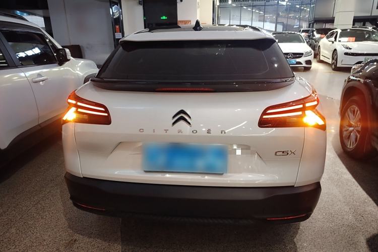 Used Citroen C5 X 2025 Model 1.6T Overseas Edition Exterior 4