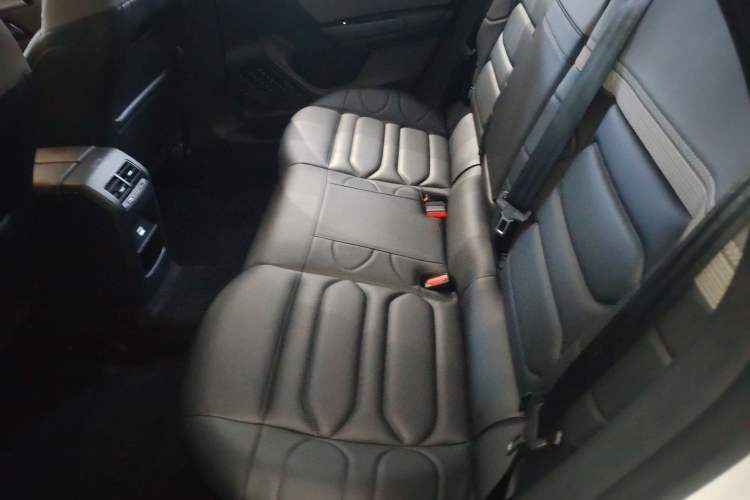 Used Citroen C5 X 2025 Model 1.6T Overseas Edition Interior 4