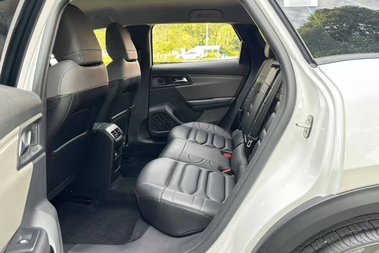 Used Citroen C5 X 2025 Model 1.6T Overseas Edition Interior 7