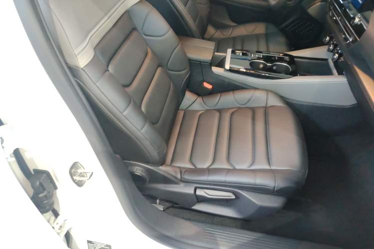 Used Citroen C5 X 2025 Model 1.6T Overseas Edition Right Front Seat