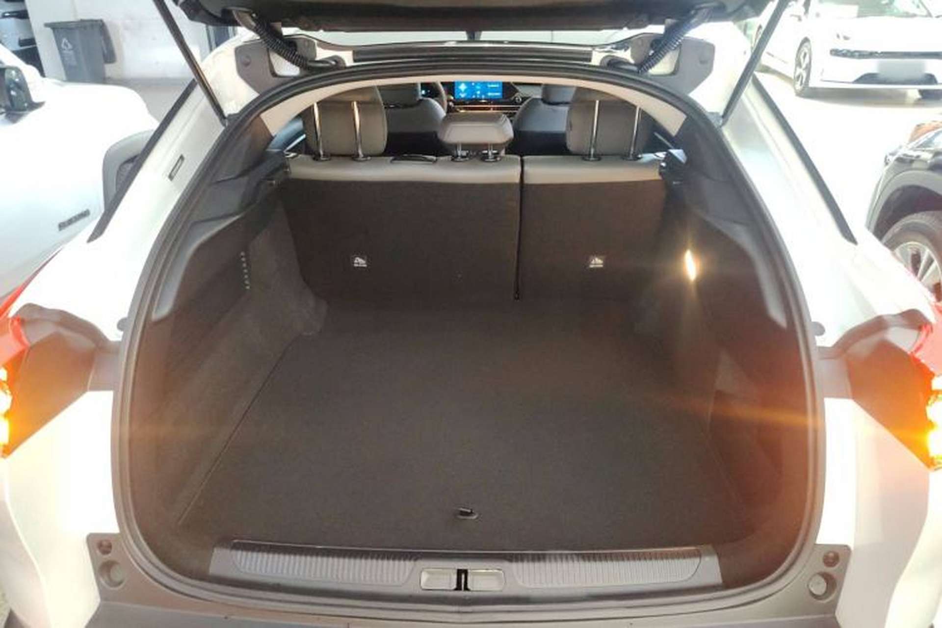 Used Citroen C5 X 2025 Model 1.6T Overseas Edition Trunk