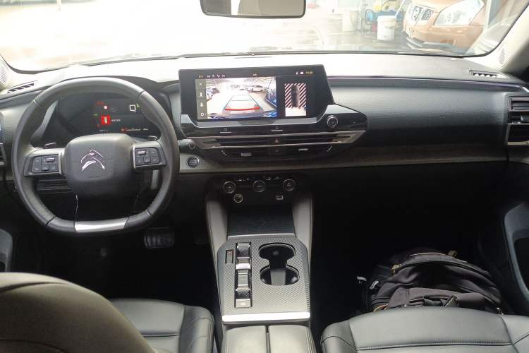 Used Citroen C5 X 2021 1.6T Impressive Edition Center Console