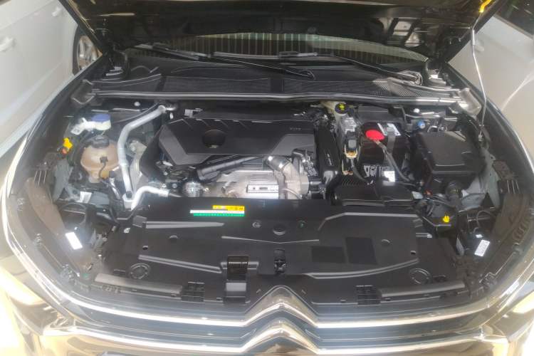 Used Citroen C5 X 2021 1.6T Impressive Edition Engine Bay