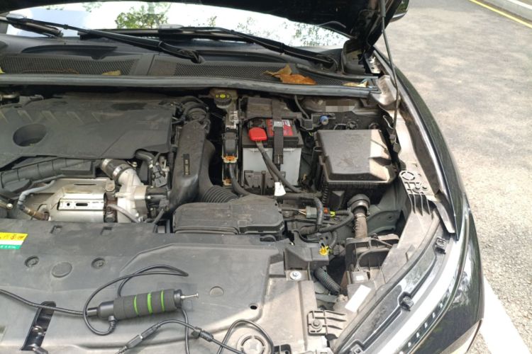Used Citroen C5 X 2021 1.6T Enjoy the Extraordinary Engine Bay Left