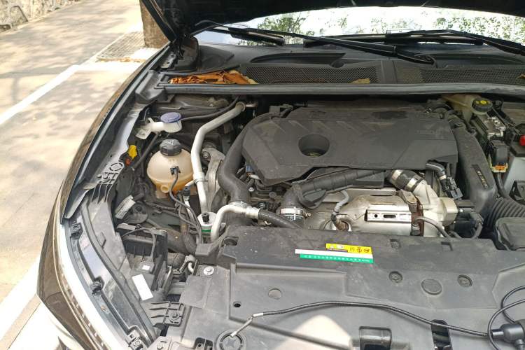 Used Citroen C5 X 2021 1.6T Enjoy the Extraordinary Engine Bay Right
