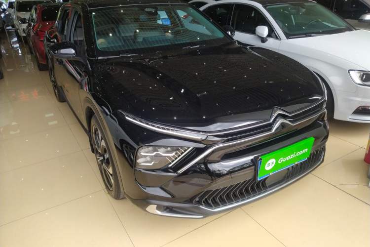 Used Citroen C5 X 2021 1.6T Impressive Edition Front Right 45 Deg